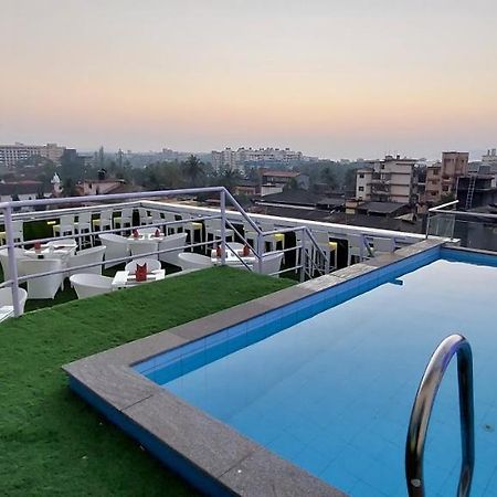 Hotel Orion Premiere Panadzsi Kültér fotó
