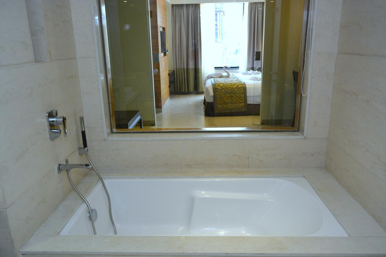 Hotel Orion Premiere Panadzsi Kültér fotó